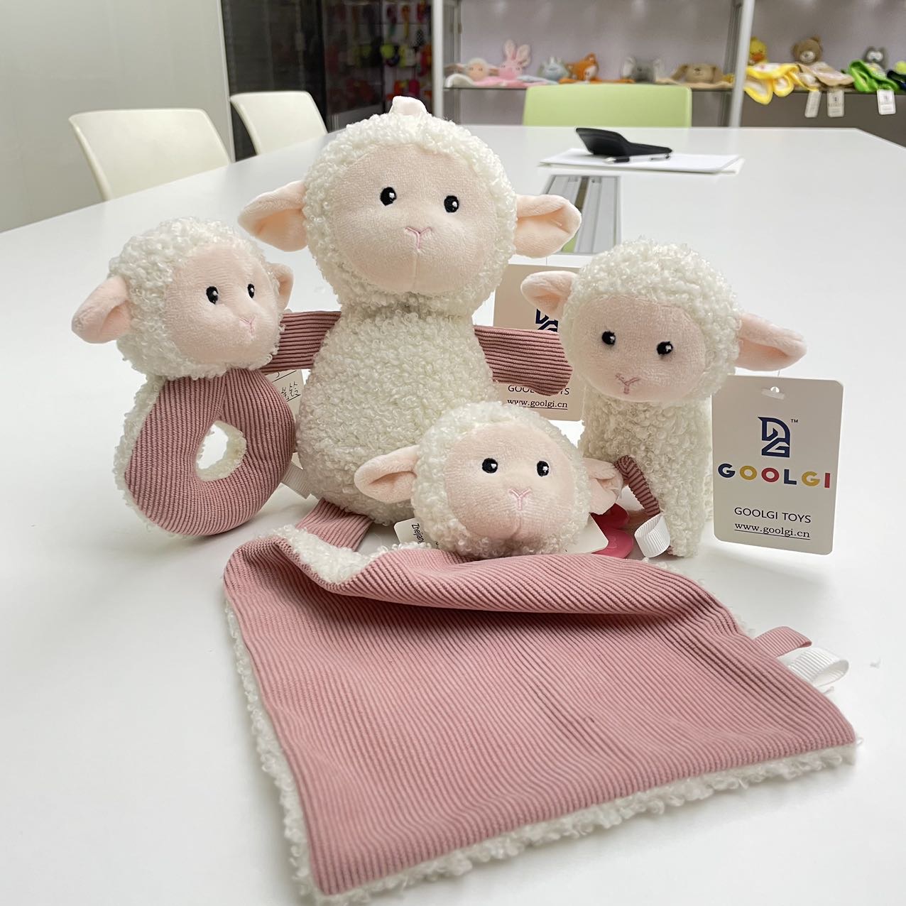 羊羊羊婴儿安抚玩具
